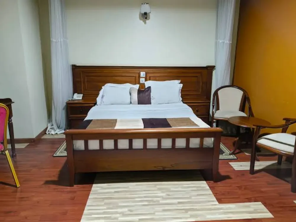 Room Image 1
