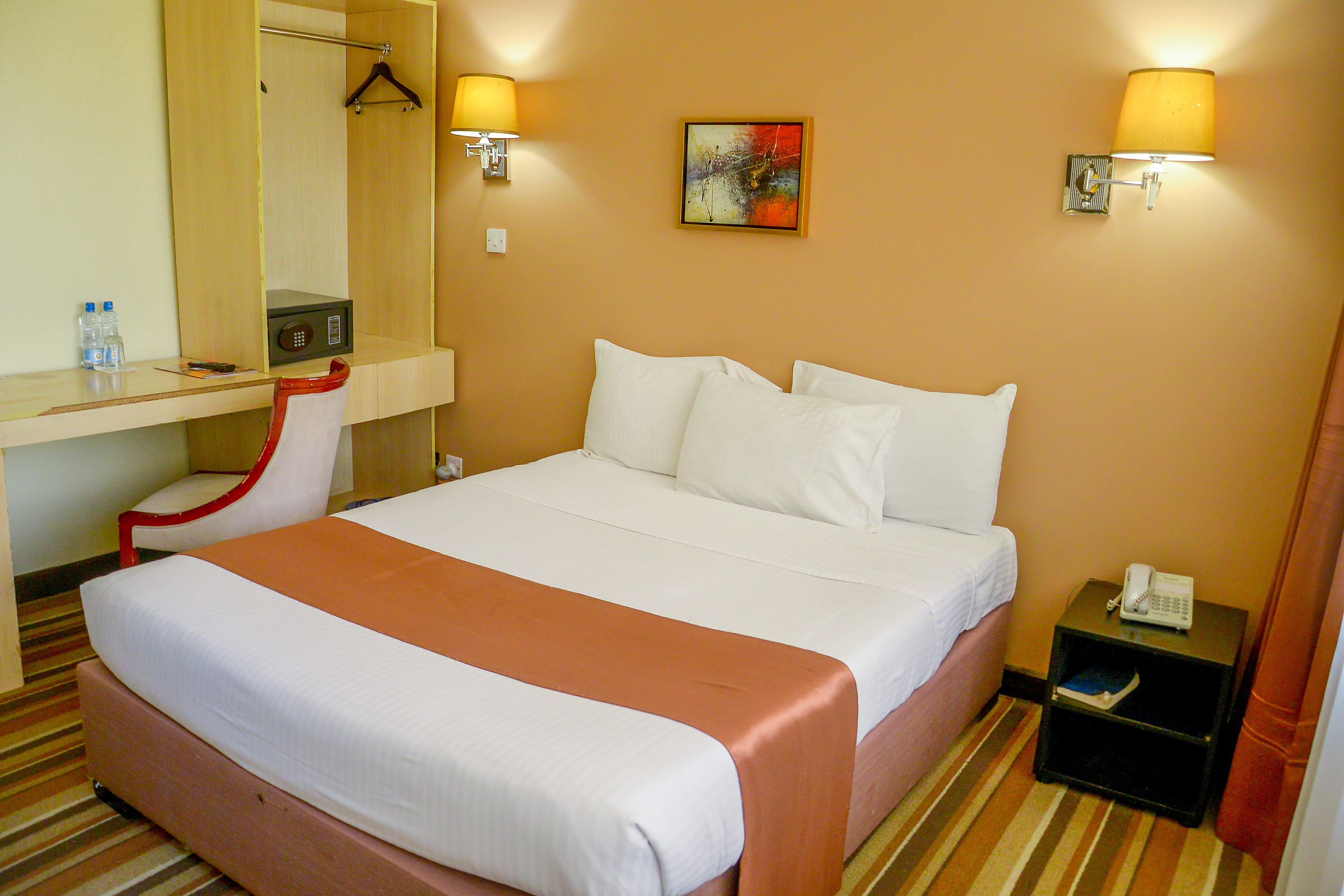 Room Image 7