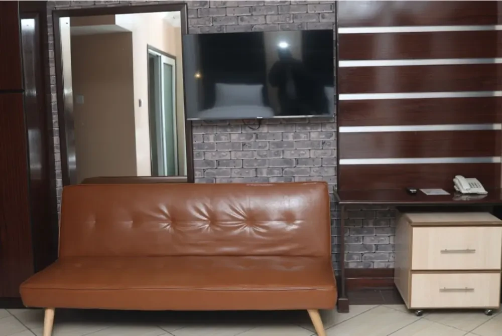 Room Image 6