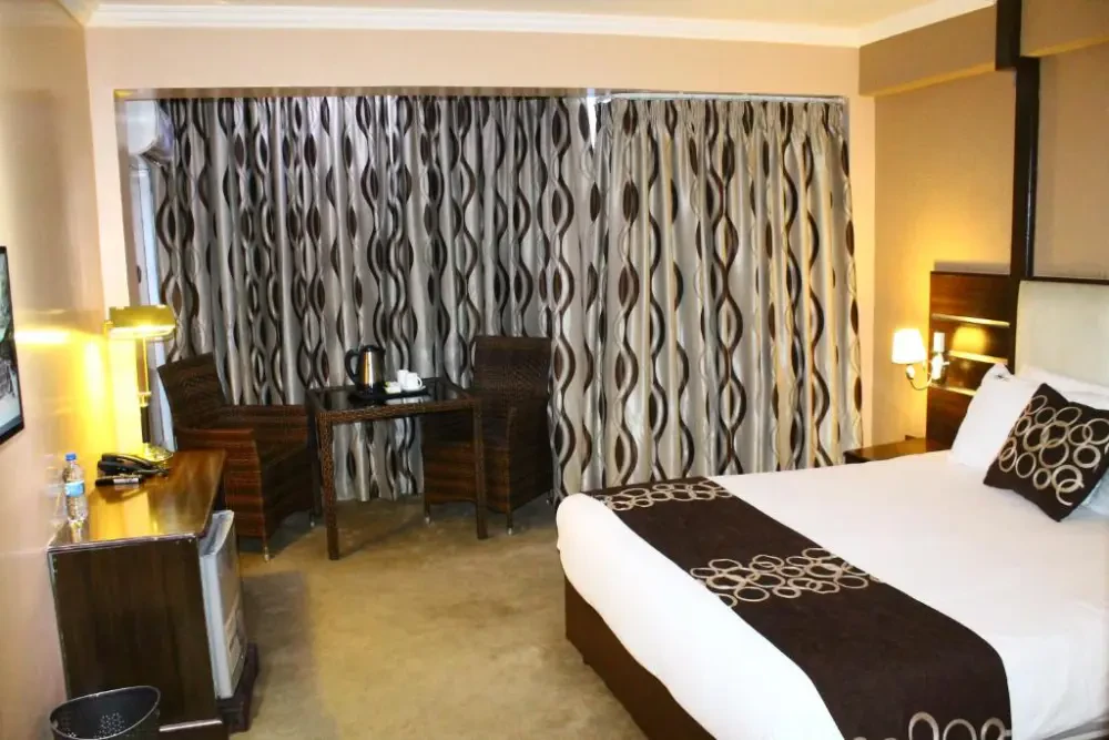 Room Image 2