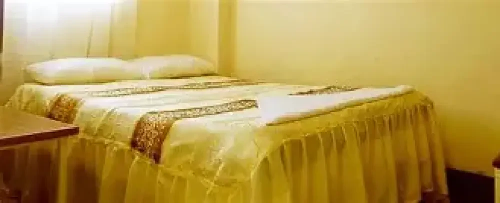 Room Image 5