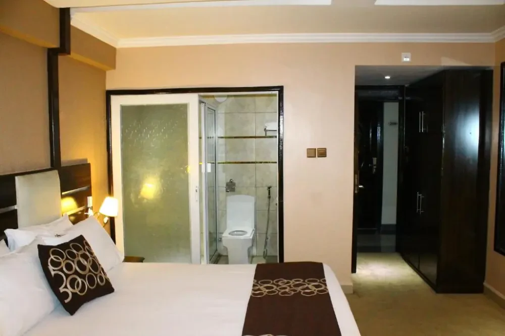 Room Image 2