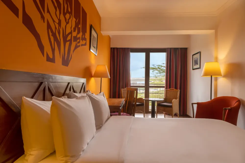 Room Image 4
