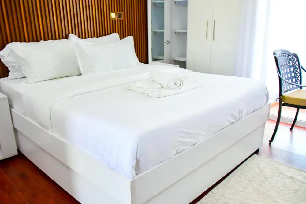 Room Image 3