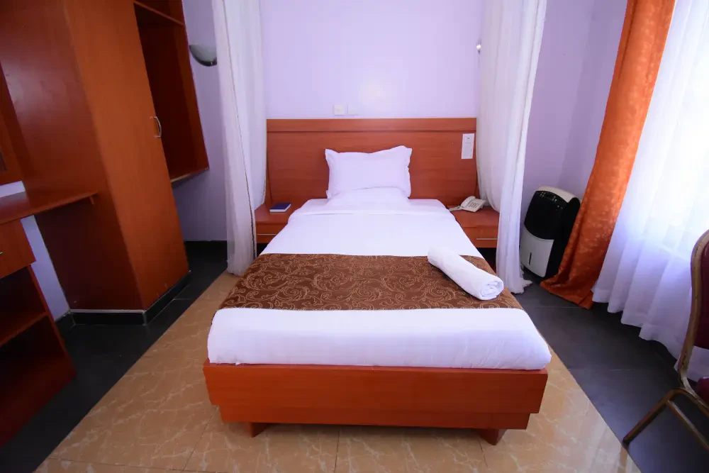 Room Image 2