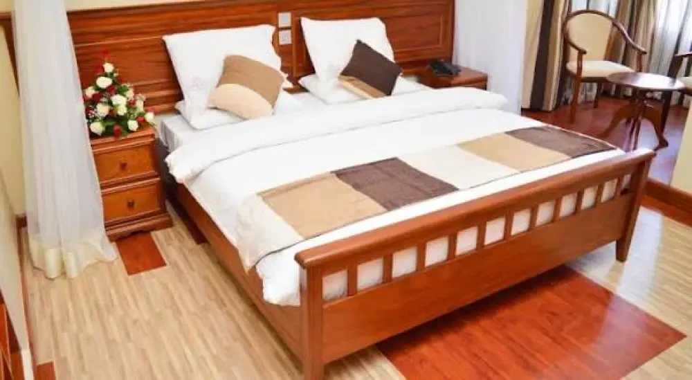 Room Image 3