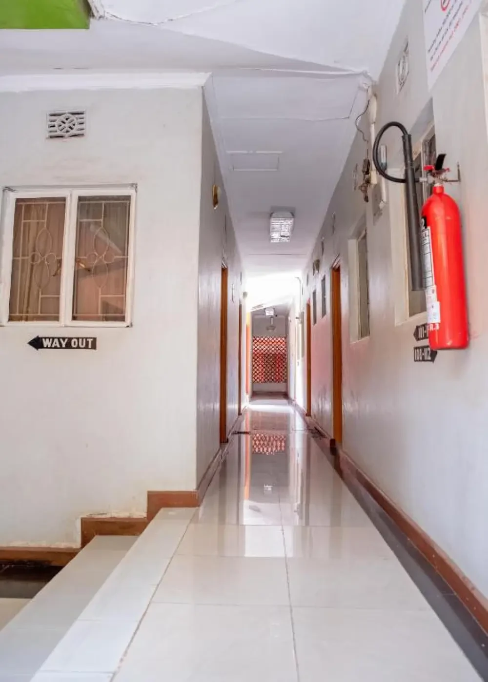 Room Image 4