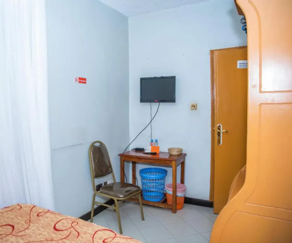 Room Image 2