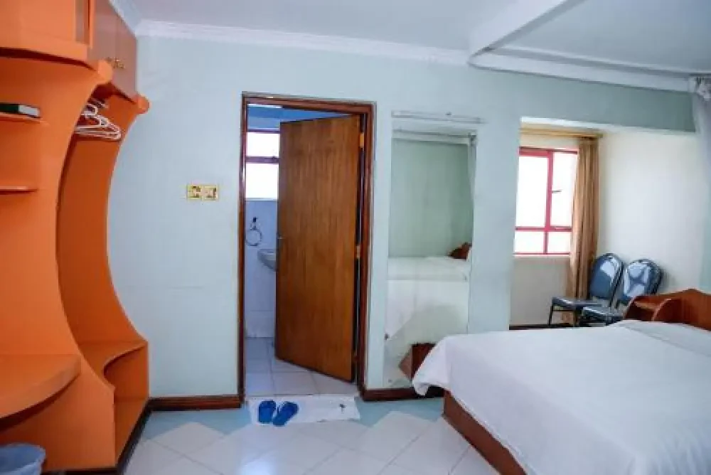 Room Image 3