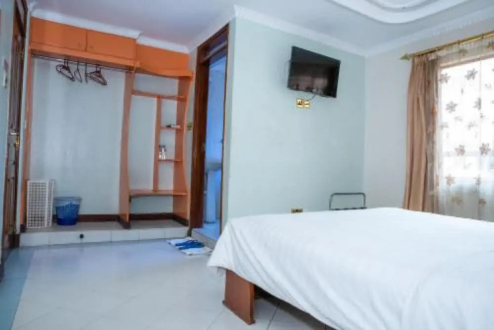 Room Image 2