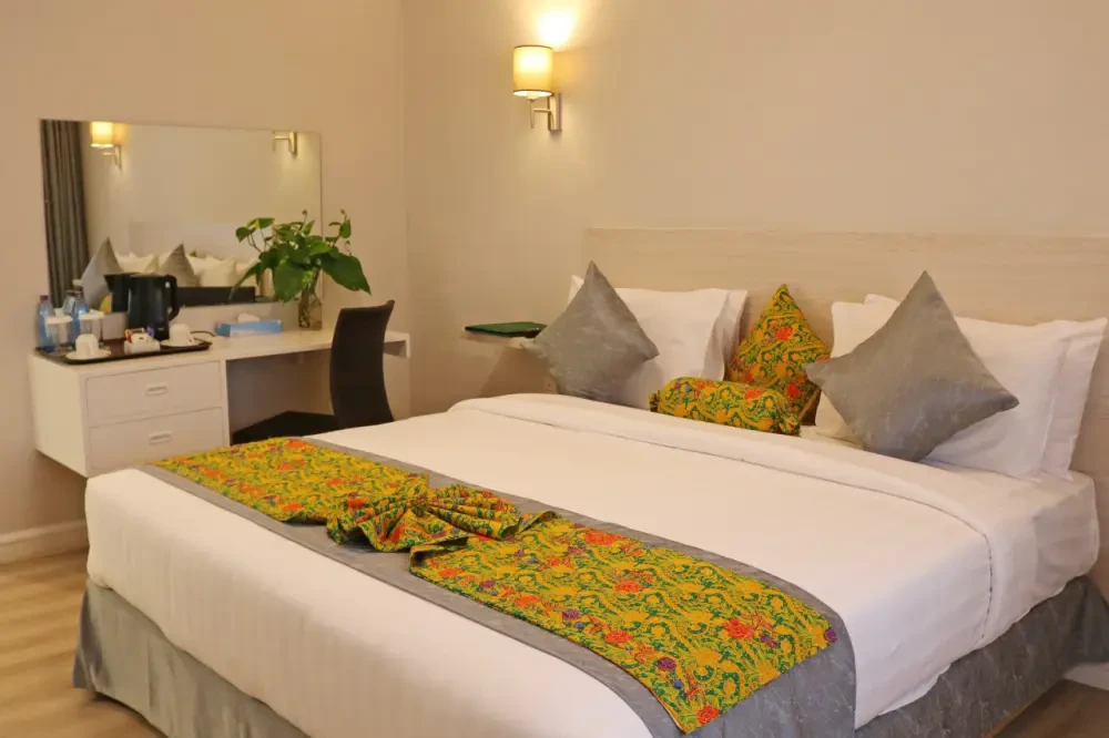 Room Image 6