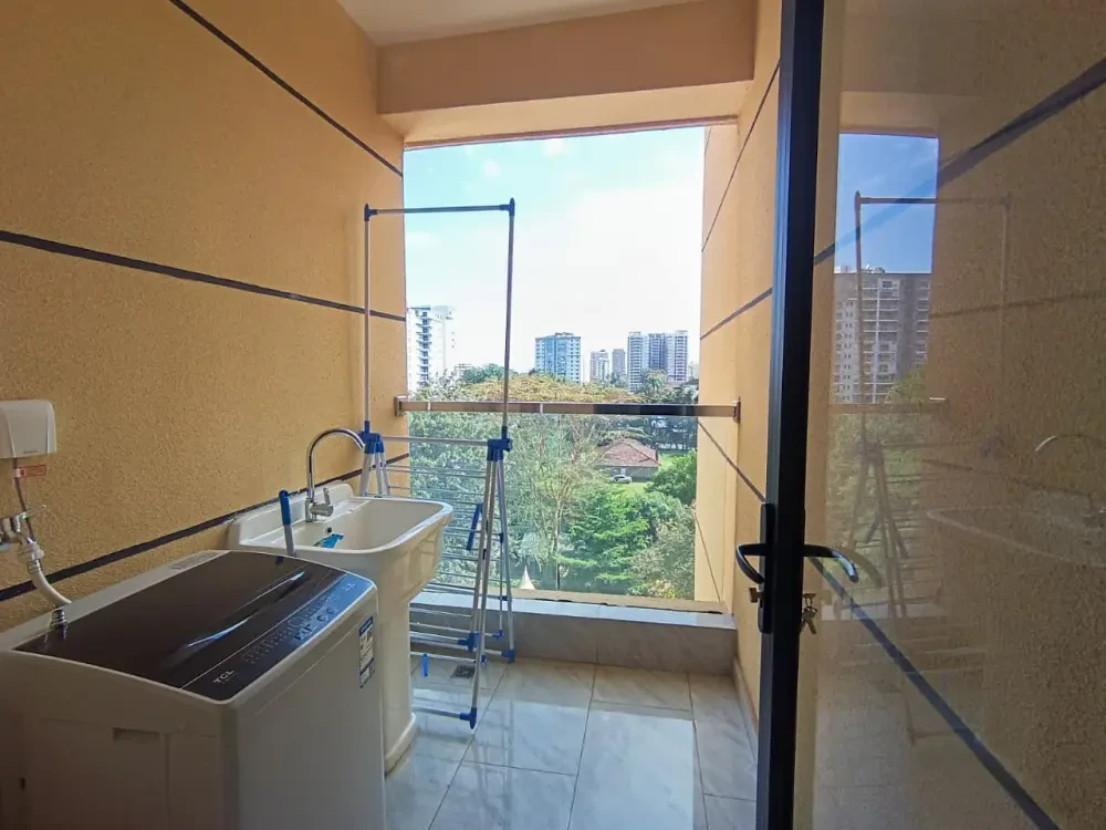 Spacious 2 bedroom in Kilimani Lenana Road — photo 10