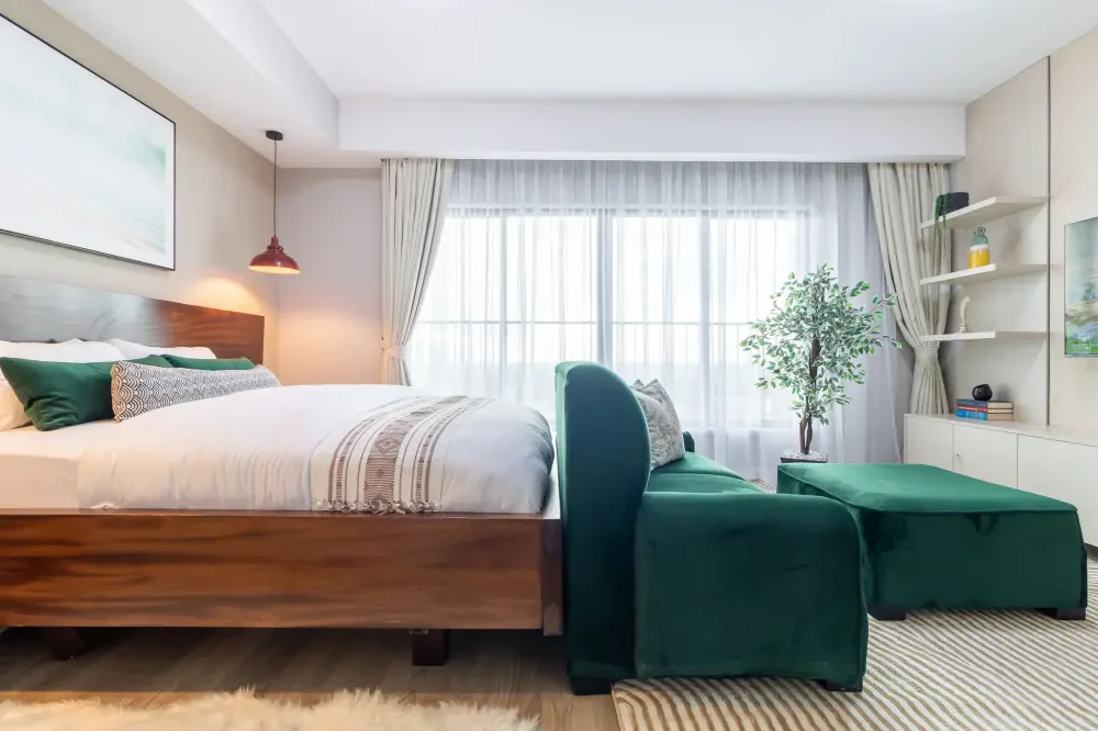Executive Studio at Altura Apts 2507 — photo 6