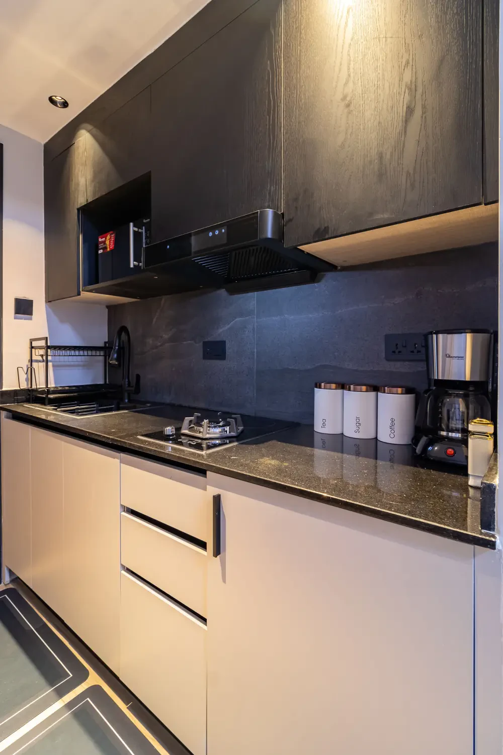 Premium Studio in UpperHill 2505 — photo 19