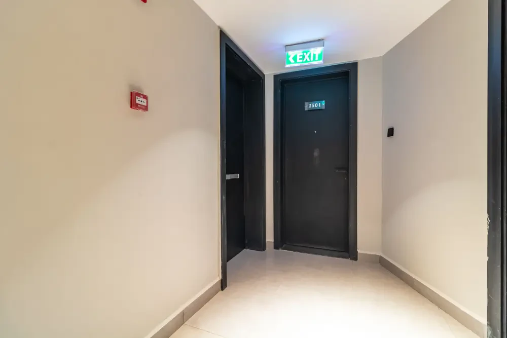 Premium Studio in UpperHill 2505 — photo 34