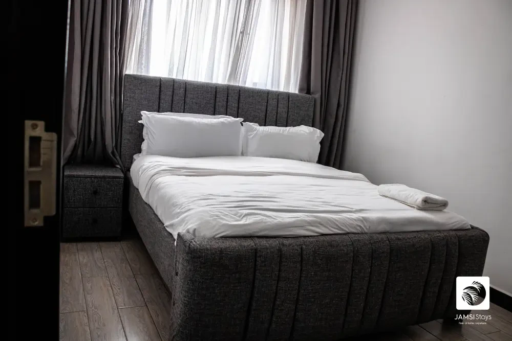 2 bedroom Neptune Residency — photo 8