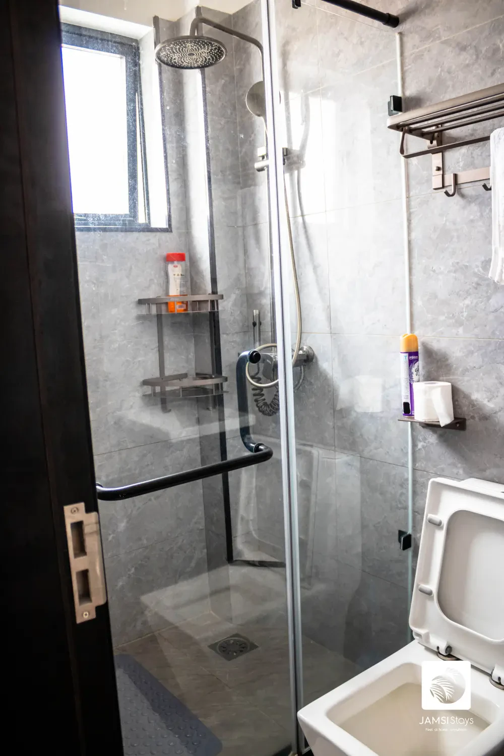 2 bedroom Neptune Residency — photo 10