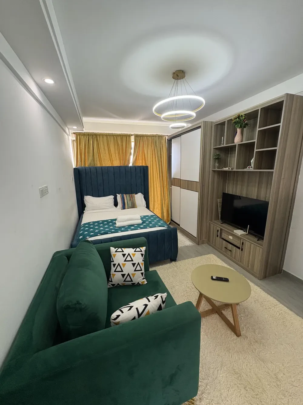 STUDIO GOLDENPARK HOMES — main photo