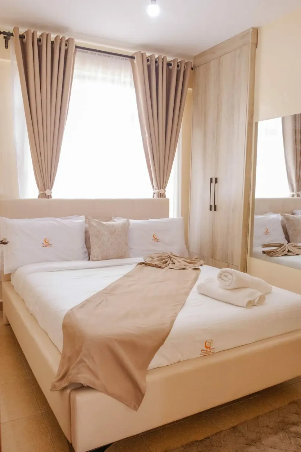 Dreamy Deluxe Furnished Apartment-Runana 2 — photo 5