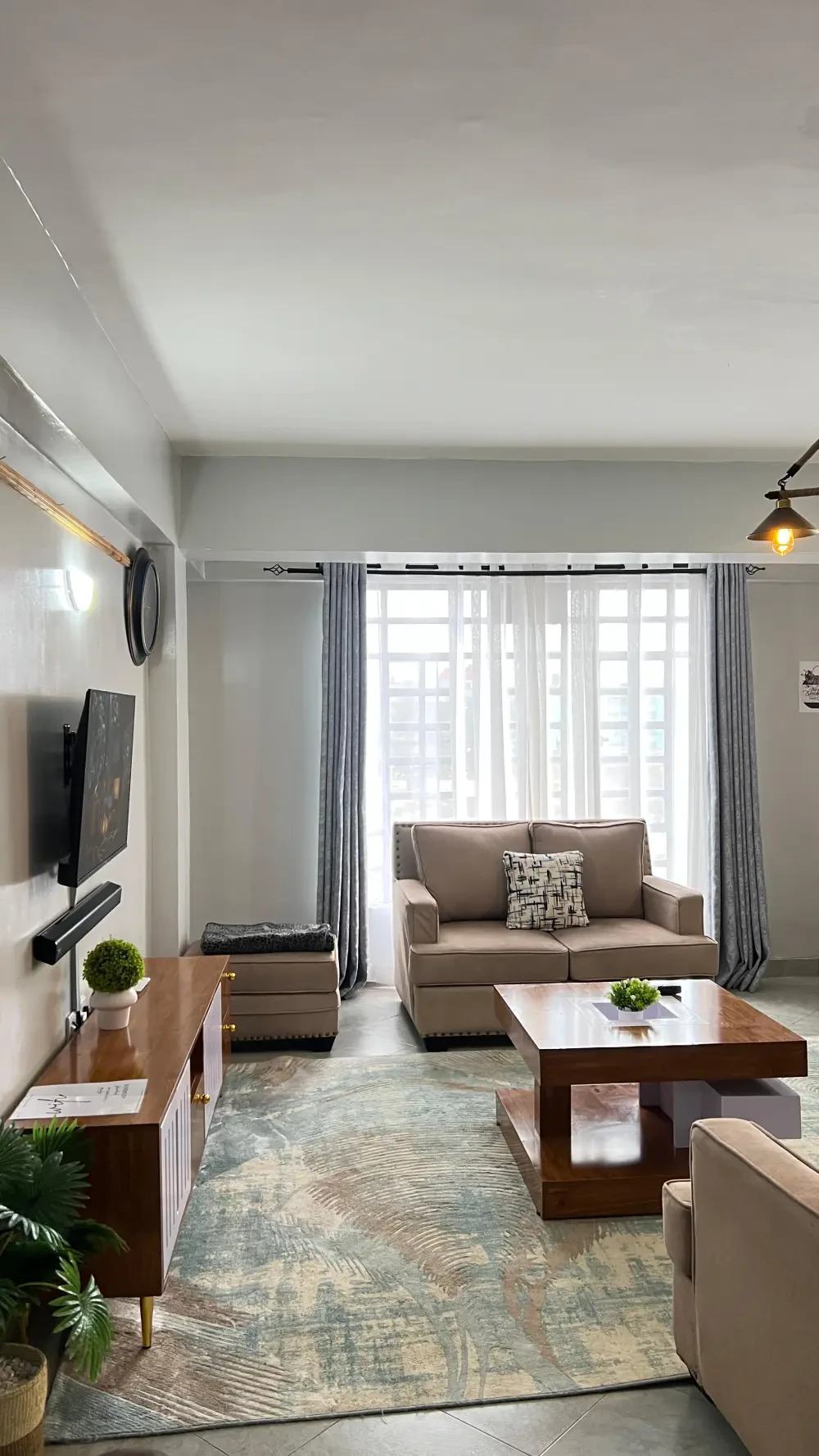 Golden Nest 2-bedroom ensuite — photo 4