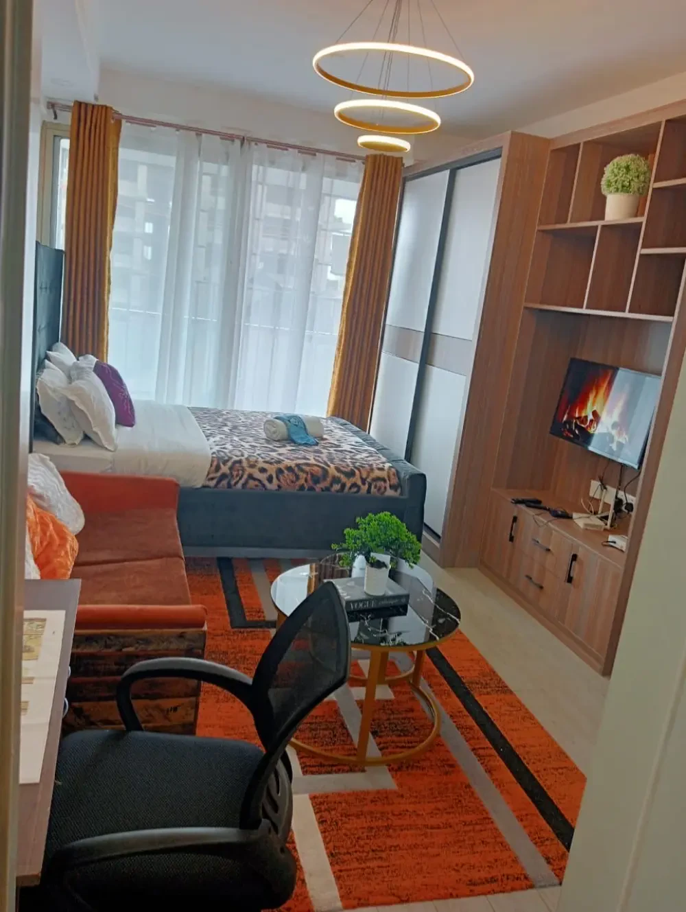 studio Goldpark homes — main photo