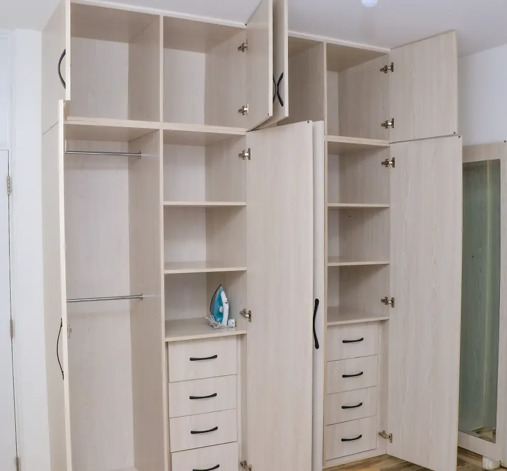 Rose Crown Suites Canary C2- One Bedroom Apartment — photo 7